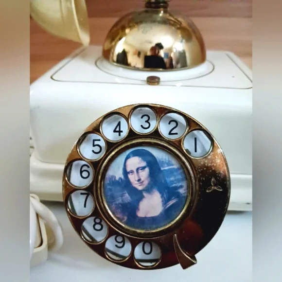 FINAL leavinVICTORIAN FRENCH STYLE ROTARY DESK PHONE Mona Lisa Center metal base - Picture 2 of 12